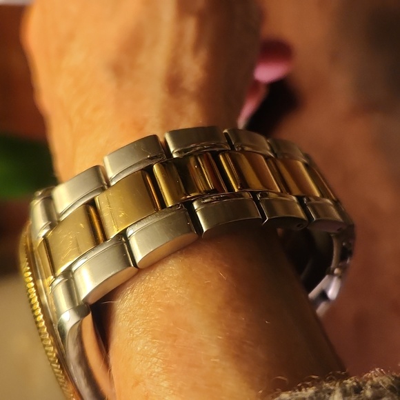 Rotary Watch - Picture 10 of 14